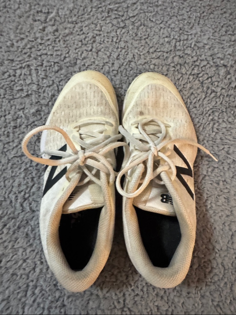 New Balance Women's Cream and Black Tennis Shoes